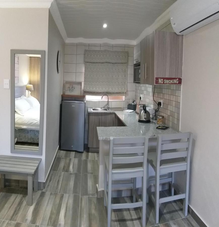 Ferienwohnung Schnehage Self Catering Bloemfontein Exterior foto